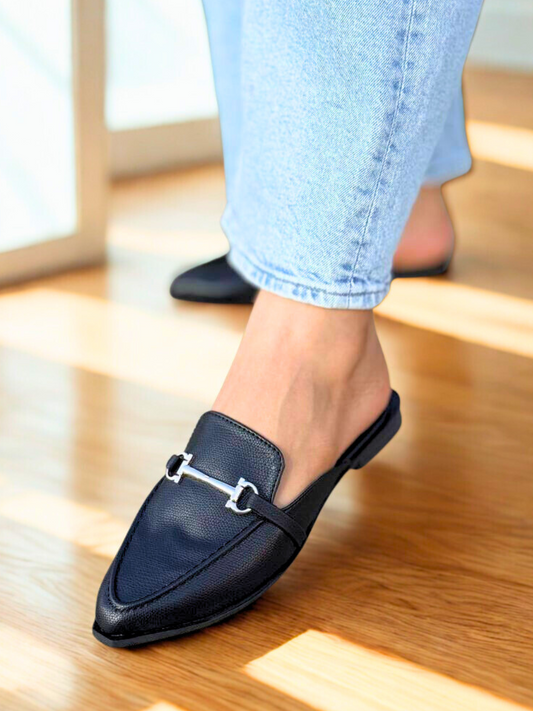 Gray helmet for bikers