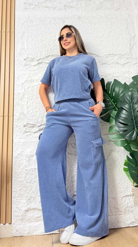 💖 CONJUNTO CORDUROY CON 50% OFF ¡ÚLTIMAS UNIDADES DISPONIBLES!