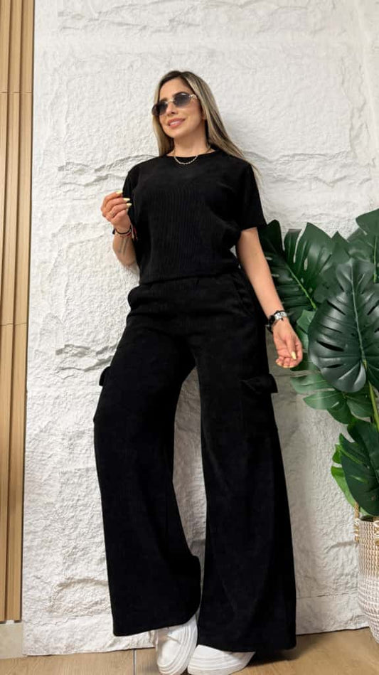 💖 CONJUNTO CORDUROY CON 50% OFF ¡ÚLTIMAS UNIDADES DISPONIBLES!